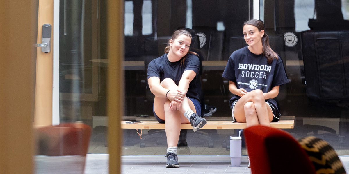 Bowdoin athletes stop to chat in Smith Union.
