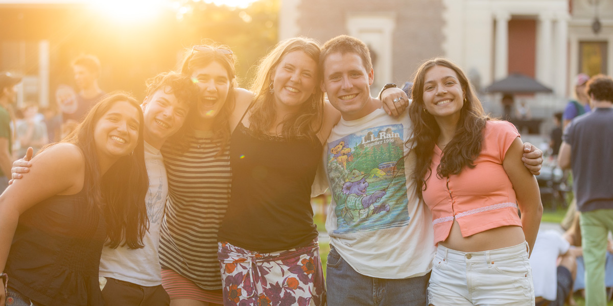 New Bowdoin students enjoy the Welcome Back Cookout on the Quad.