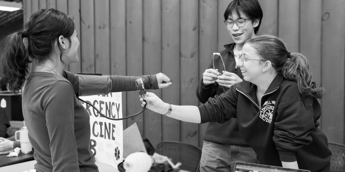 Bowdoin students find new clubs and activities at the spring student activities fair.