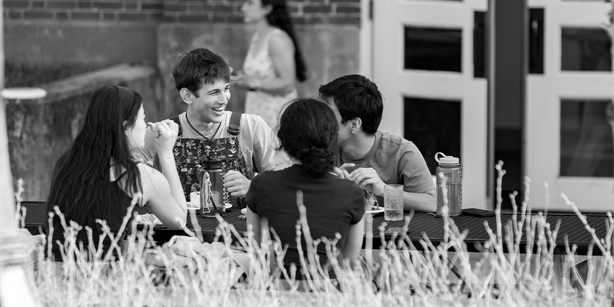 Bowdoin seniors enjoy beautiful weather for the Senior Cookout.