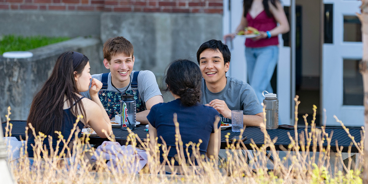 Bowdoin seniors enjoy beautiful weather for the Senior Cookout.