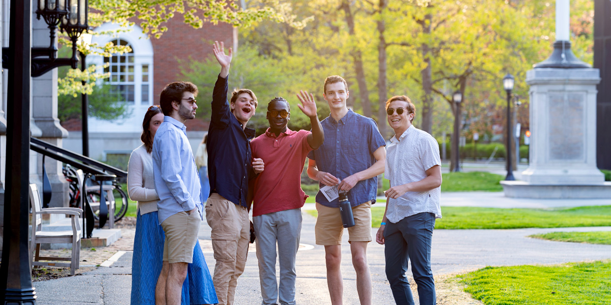 Bowdoin seniors enjoy beautiful weather for the Senior Cookout.