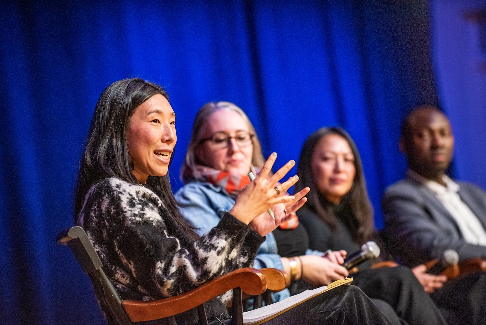 Alumni speak at career panel