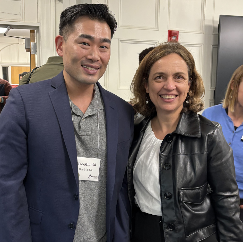 Hae-Min Gil '08 and President Zaki