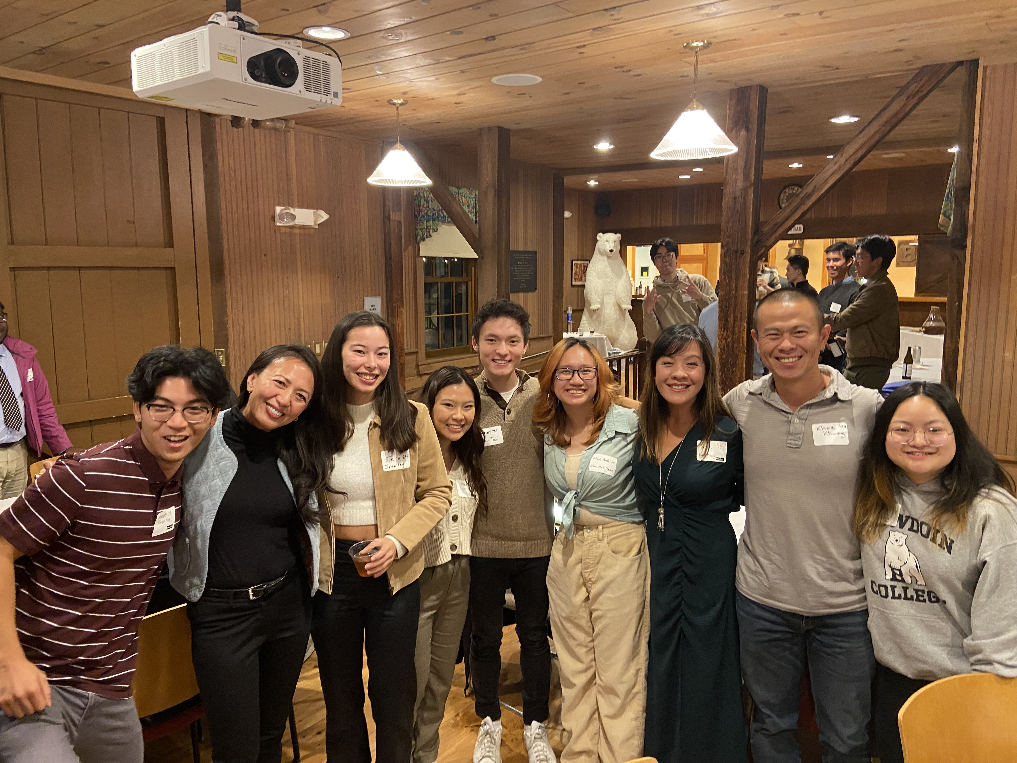 Asian Alumni and Students Smiling