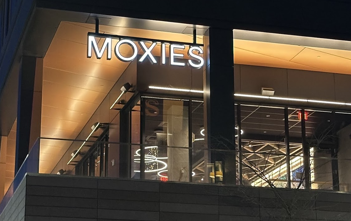Moxies Restaurant building