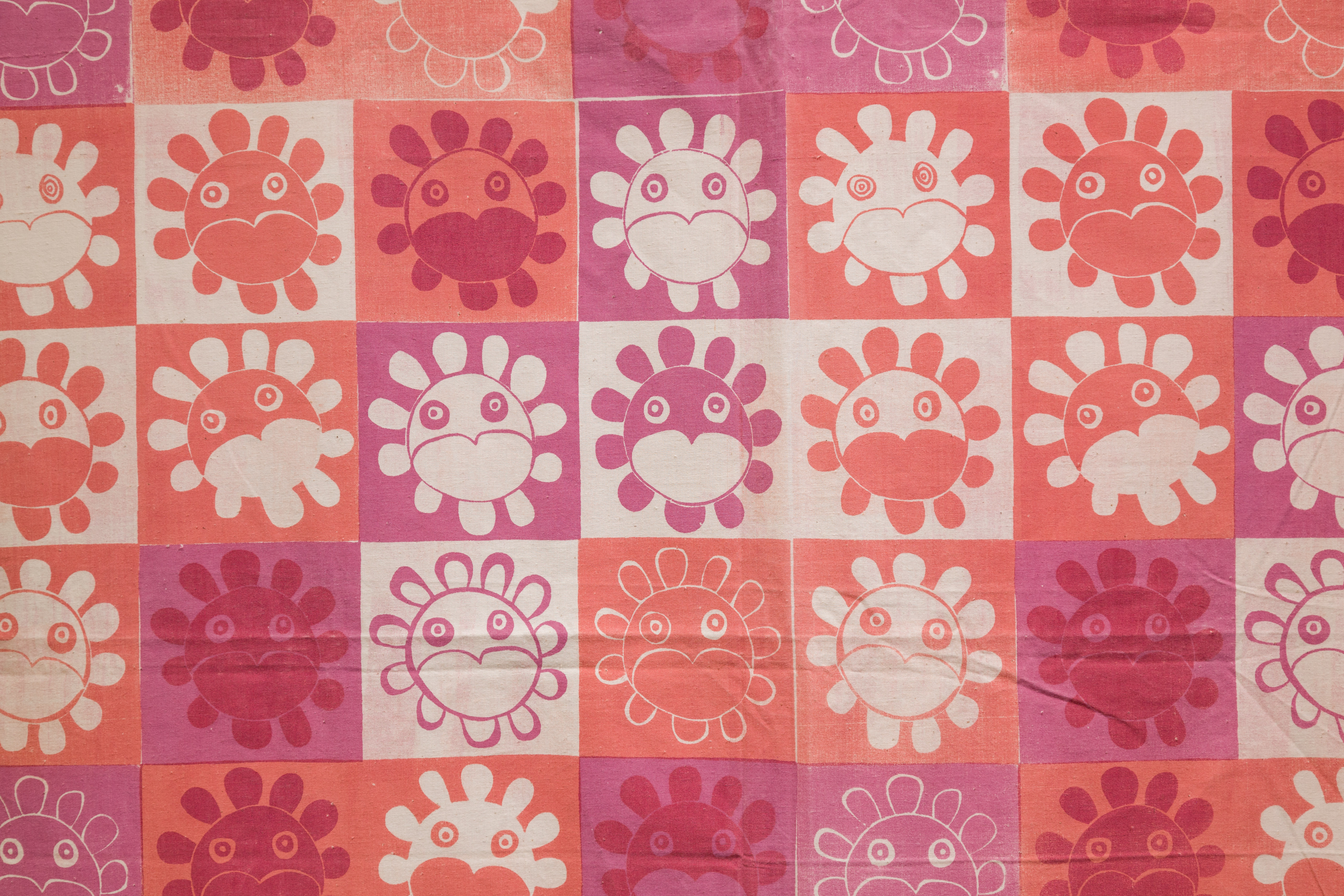 Textile print with flower like shapes