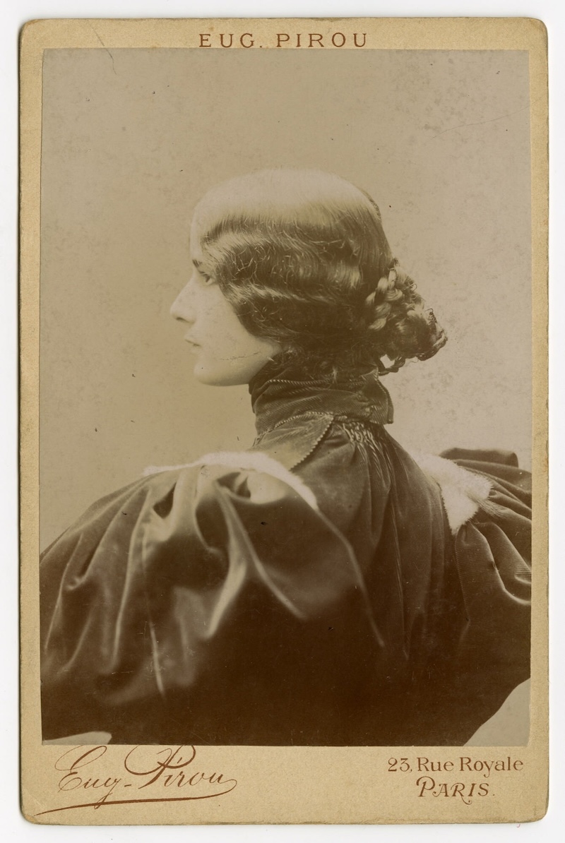 A nineteenth century photograph of a woman in profile