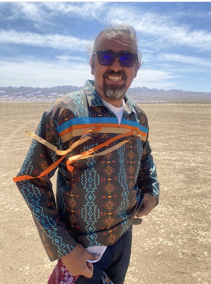 A photo of an artist