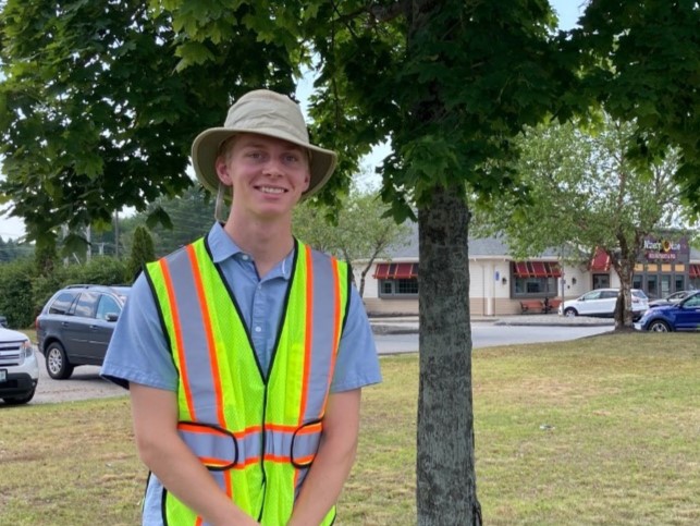 2022-summer-theo-curran.jpg