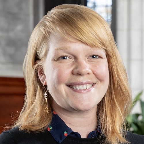 Carrie Bell-Hoerth headshot