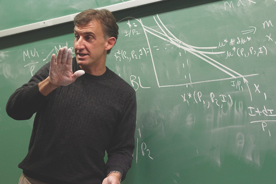 A polar bear wind vane