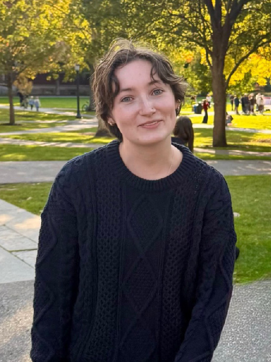 orientation coordinator Eleanor Adams '27