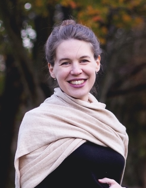 Kari Twaite headshot
