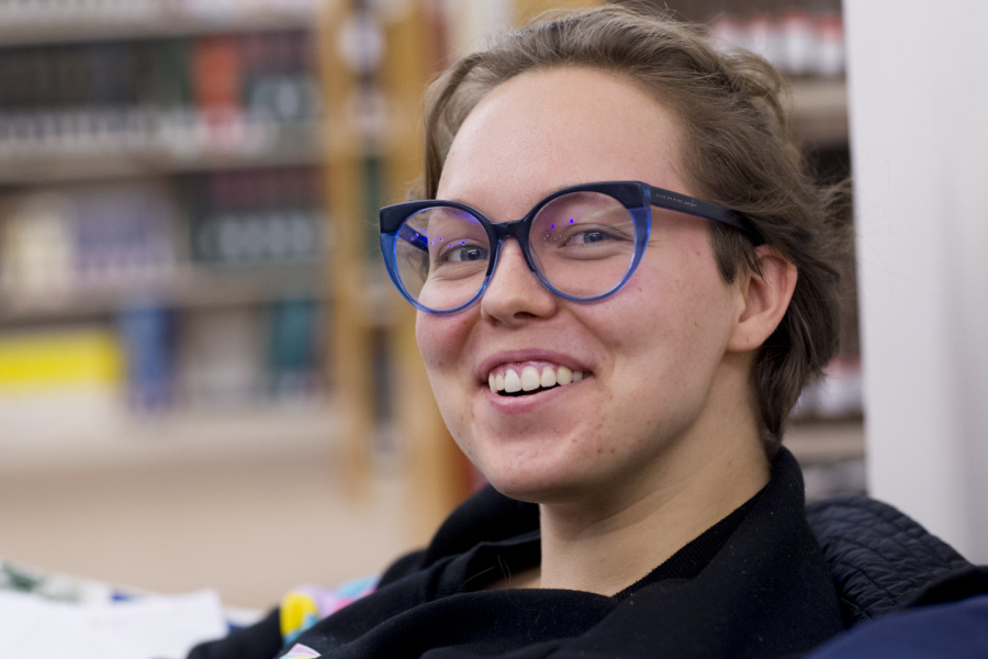 Student in HL Library