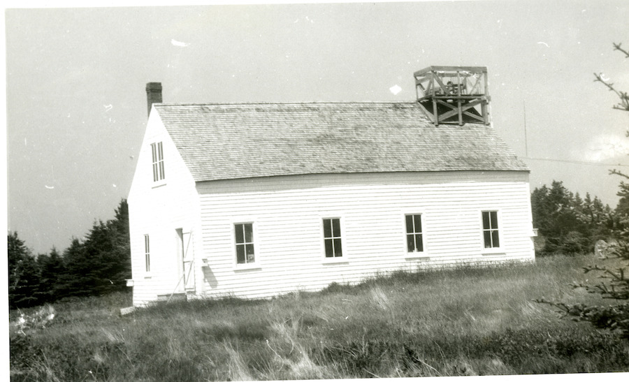 A photo from 1965 of the Bowdoin Scientific Stataion