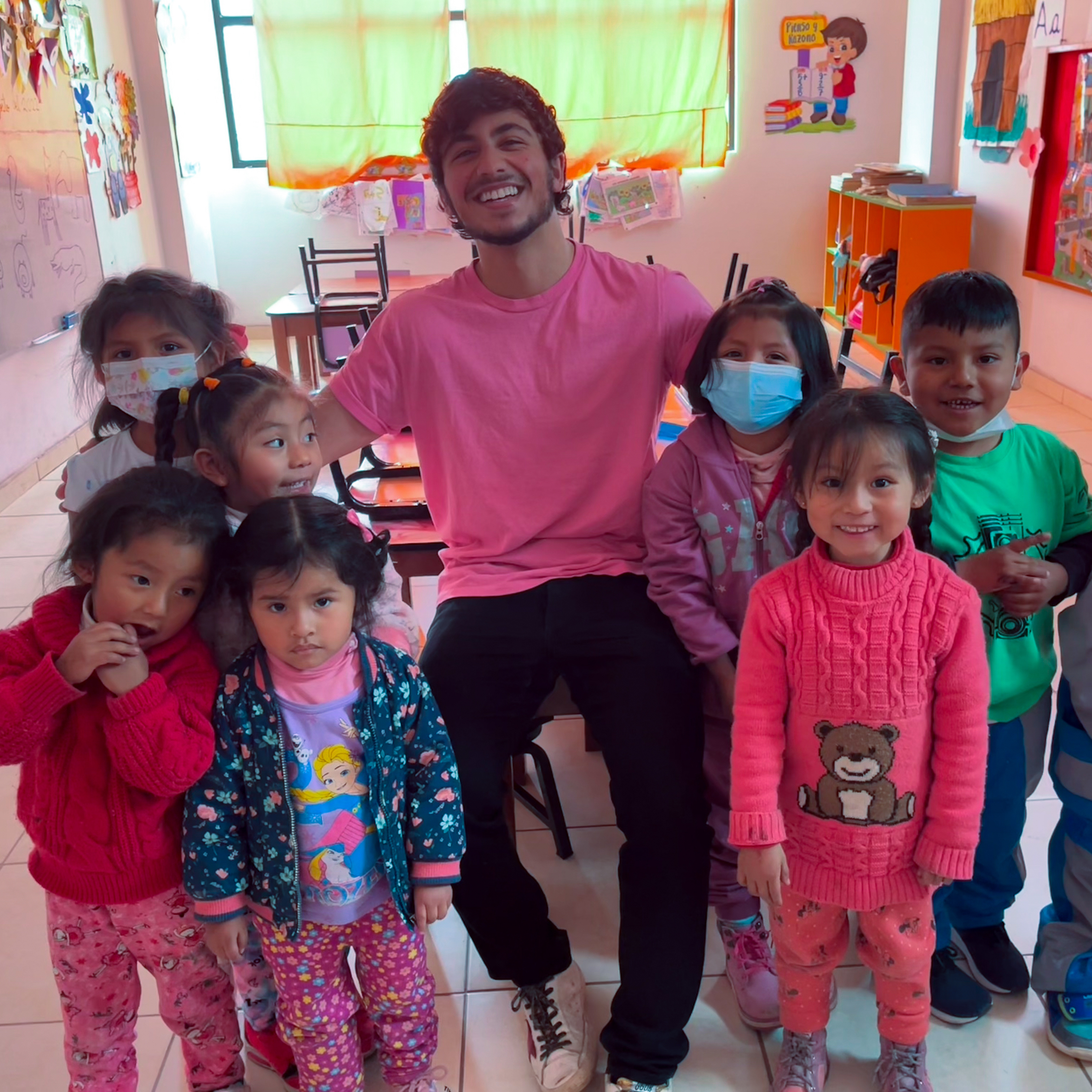 kilani_khalil-helping-hands.jpeg
