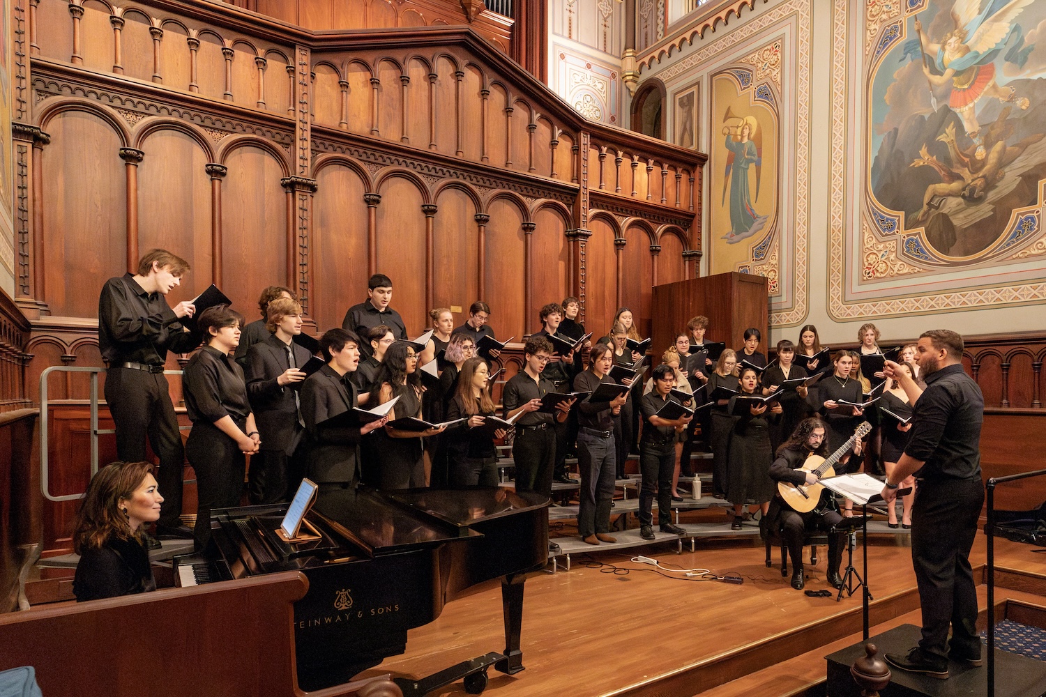 bowdoin-college-chamber-choir-12-2023-3.jpg