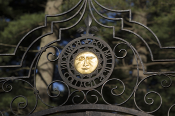 Bowdoin Sun gate