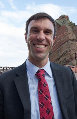 Matthew Klick ’98 majored in Latin American studies at Bowdoin before earning a master’s degree in Resource and Applied Economics from the University of Alaska-Fairbanks, and a Ph.D. in Comparative Politics and International Political Economy from the University of Denver