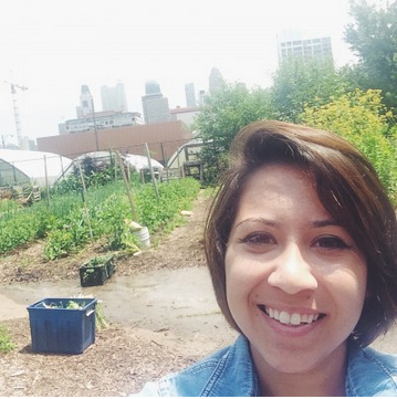 Michelle Kruk ’16 is spending the summer in Chicago volunteering and doing sociology research in the city’s urban gardens