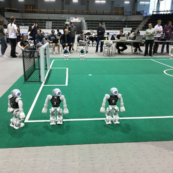 Bowdoin’s “Northern Bites” prepare to take the field against the University of Miami’s “RoboCanes”