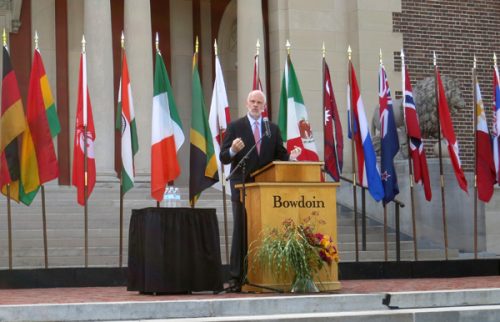 President Clayton S. Rose welcomes first-years to the College on the steps of the Museum of Art August 27, 2016.