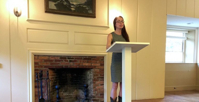 Novelist Kelly Kerney ’02 reads an excerpt of her novel at Bowdoin