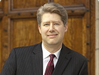 Decentralizing the Federal Government ‘Hard To Pull Off’ Says Bowdoin’s ...