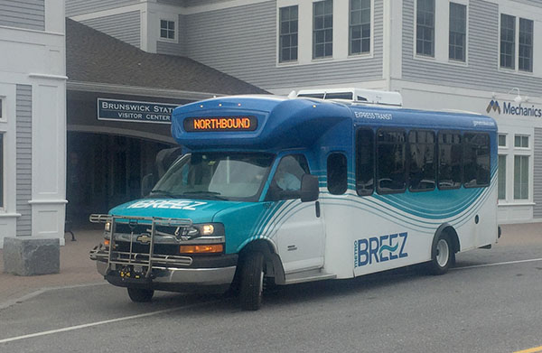 Metro Breez bus