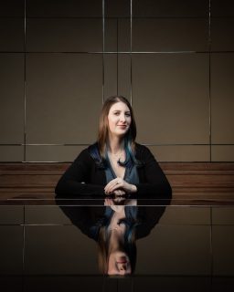 dana-spector08-web-256x320.jpg