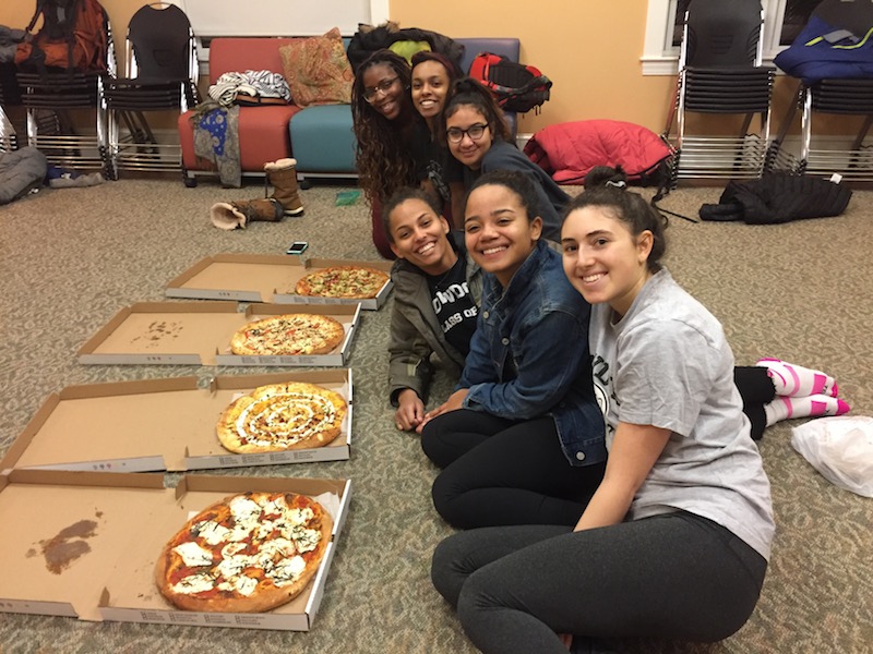 For Alternative Winter Break Students, It’s Personal Bowdoin College