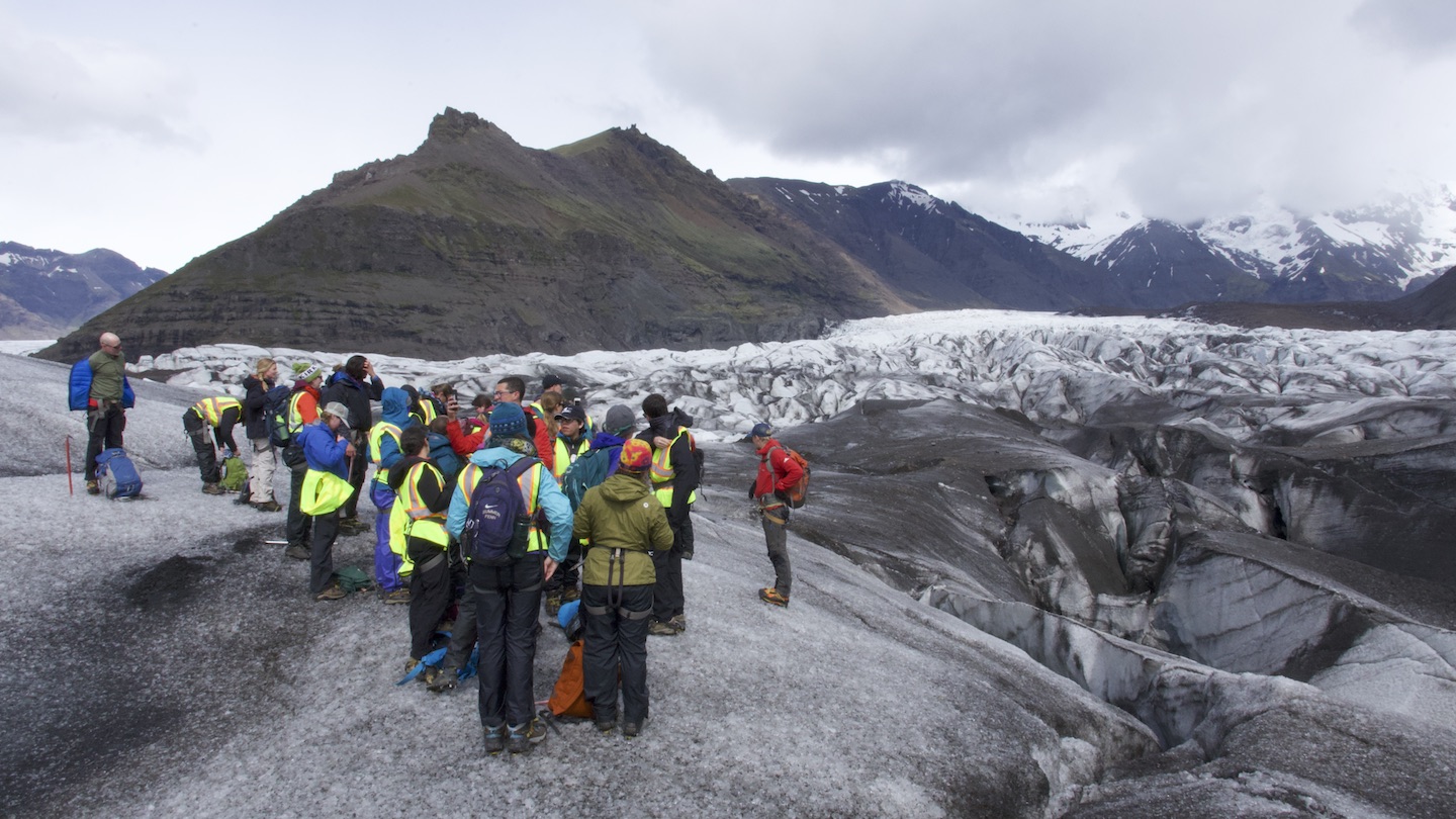 Students in Earth and Oceanography Sciences travelled to Iceland in to study climates and oceans.