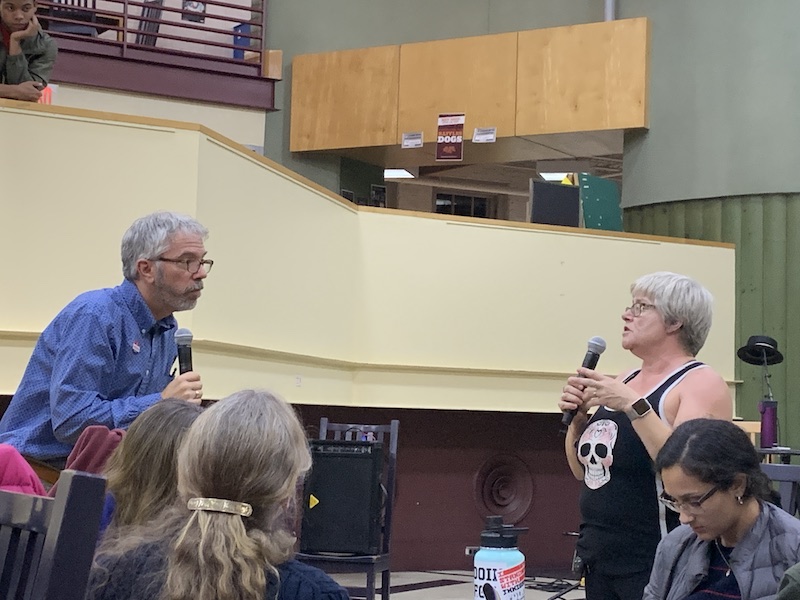 Craig Freshley with a Richmond woman