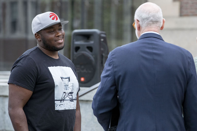 President Rose chats with students