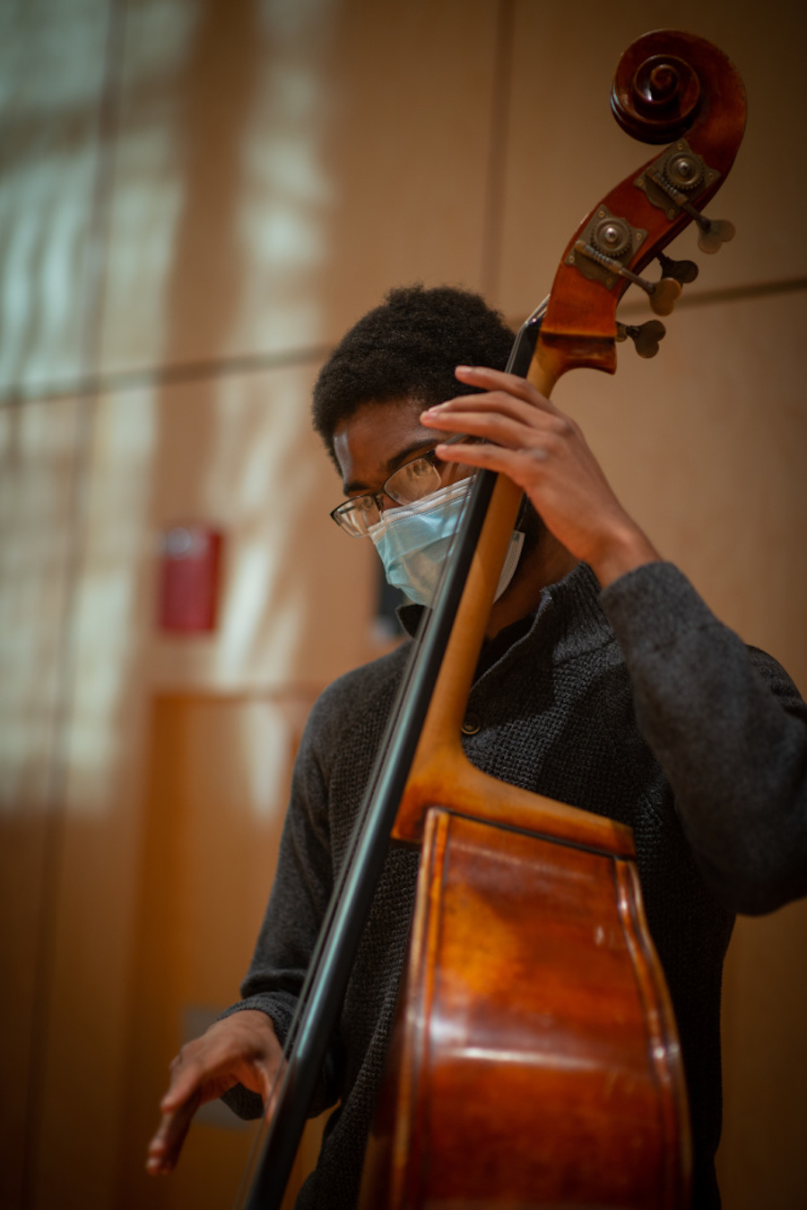 A student plays the cello