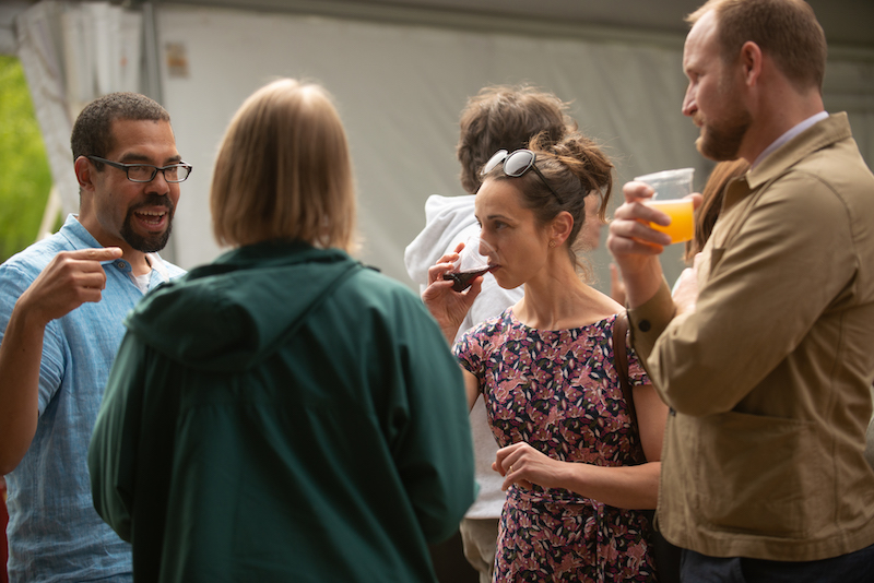 Pints with professors and Commencement dinner