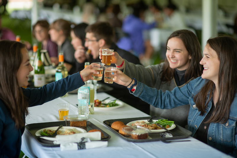 Pints with professors and Commencement dinner