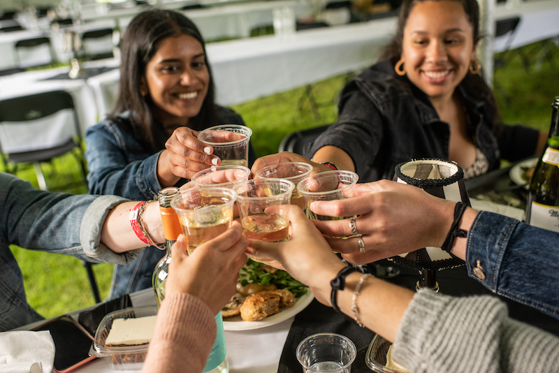 Pints with professors and Commencement dinner