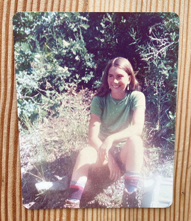 Luna’s mother, Jean Hoffman ’79, in Colorado on her 1975 road trip.