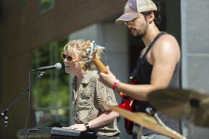 Senior week, live music