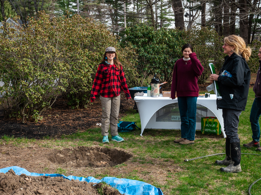 Smiling tree planting volunteers