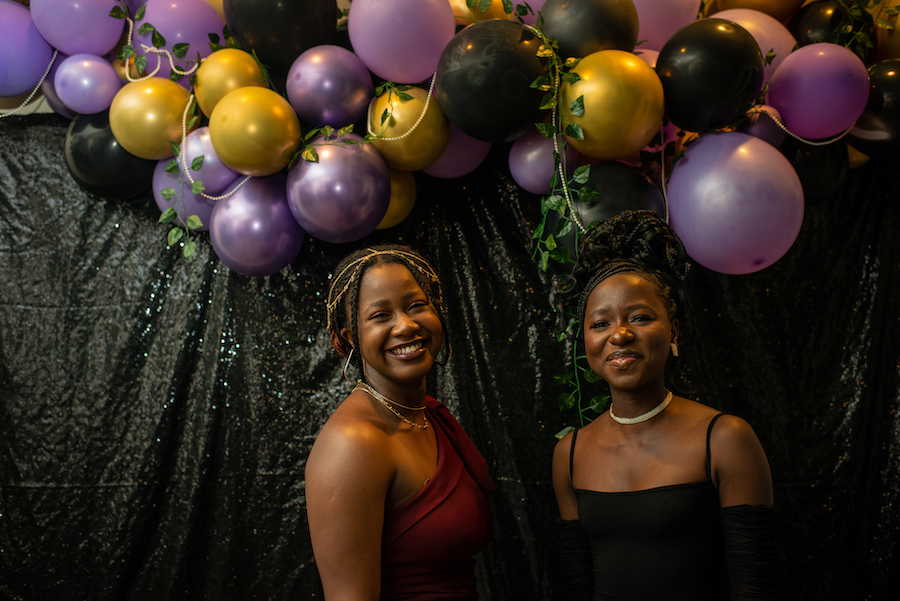 Ebony Ball putting partygoers