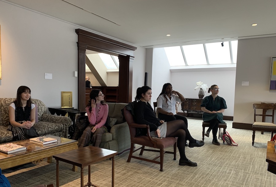 Students in the Met's patron lounge