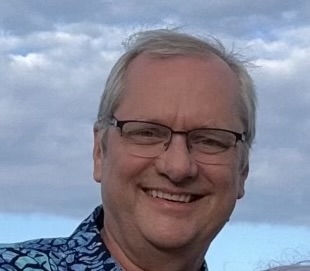 recent headshot of dale syphers physics