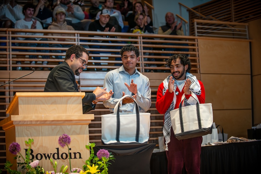 Brian Purnell giving out prizes to students