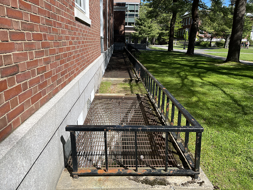 Slideshow What’s Happening at Sills Hall Bowdoin College