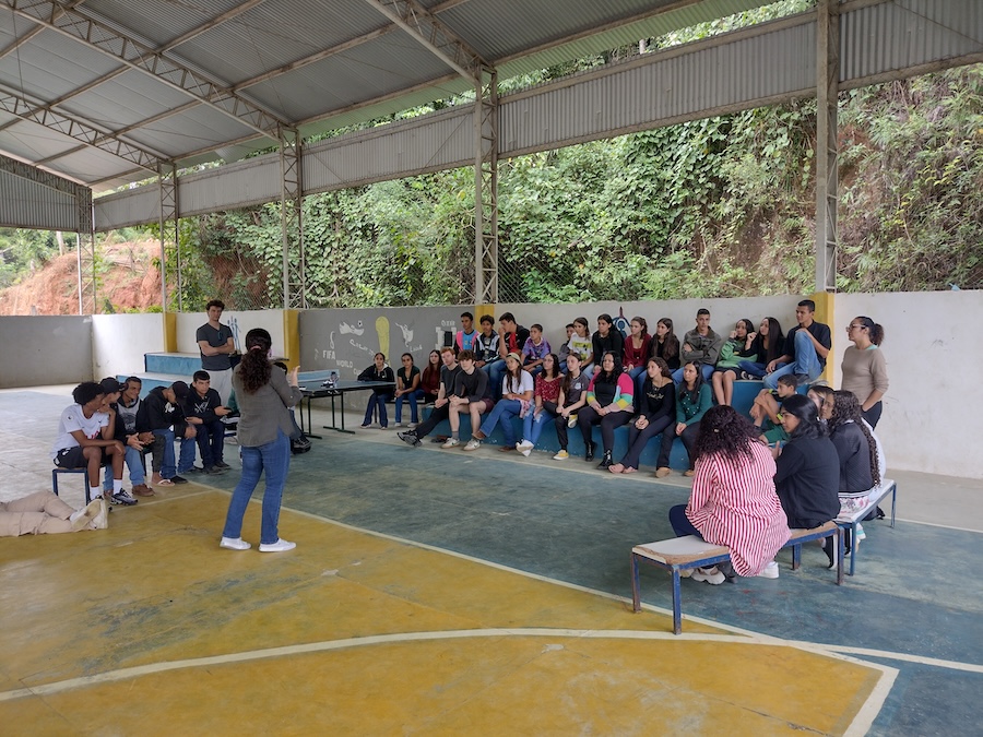 students in sao miguel talk to Bowdoin students