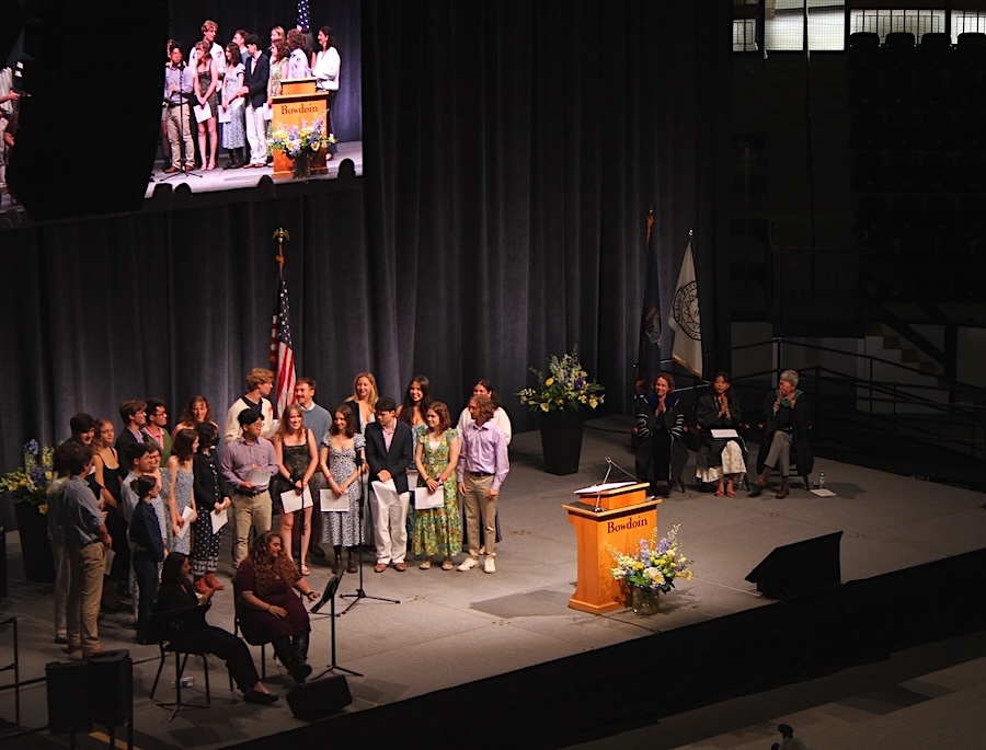 Senior a cappella singers