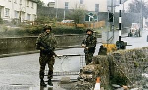 british army roadblock in northern ireland 1988